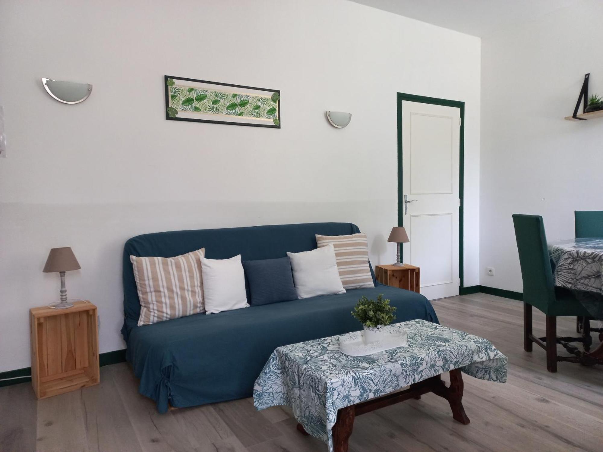 Domaine De Fontsauzine - Gites Et Chambre D'Hotes Genouille  Buitenkant foto